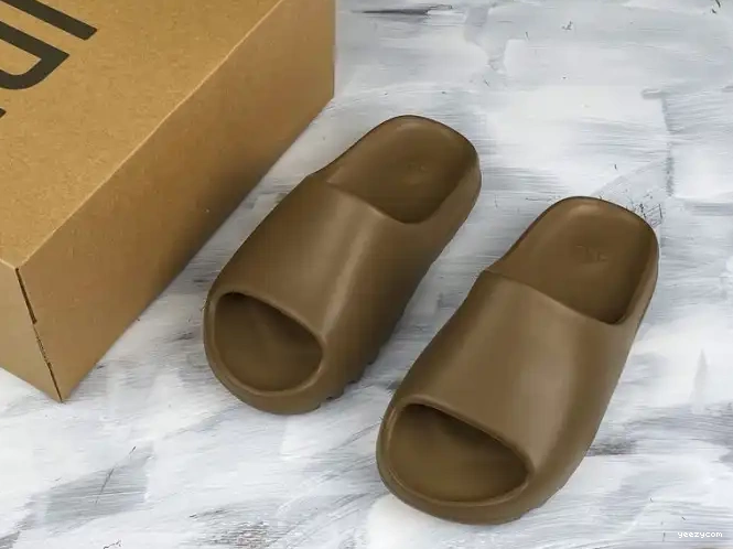 Slide Earth FV8425 Brown Yeezy Adidas 0531